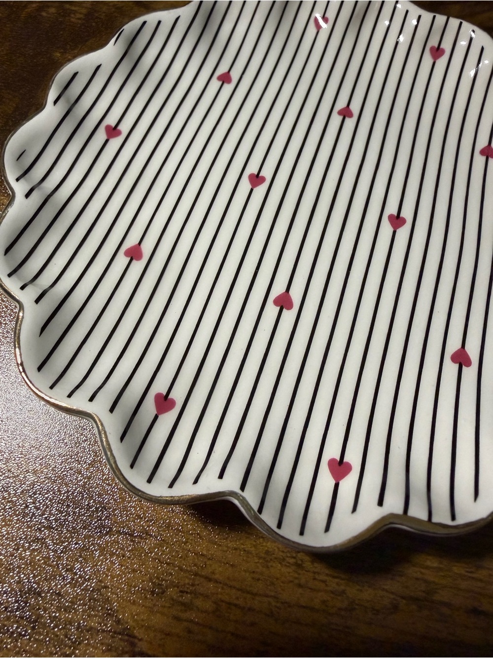Trinket Dish with Heart Design. NWT - Picture 2 of 4
